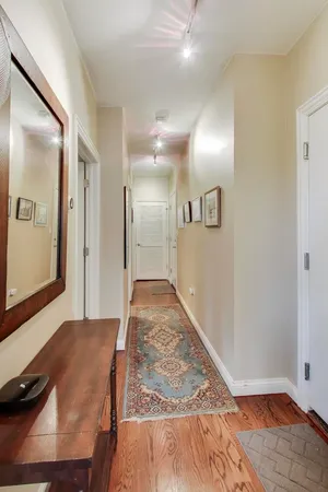 $464,900 | 1624 West Grace Street, Unit 3, Chicago, IL 60613