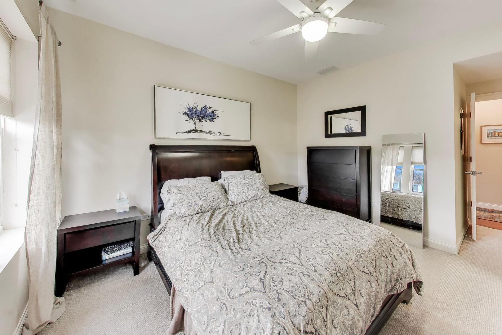 1624 West Grace Street, Unit 3 Chicago, IL 60613 - Photo 9 of 15