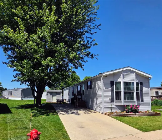 $40,500 | 6988 McKean Road, Unit 49, Ypsilanti, MI 48197