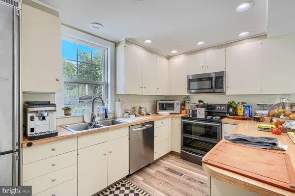 $2,950,000 | 227 Greenspring Valley Road, Owings Mills, MD 21117