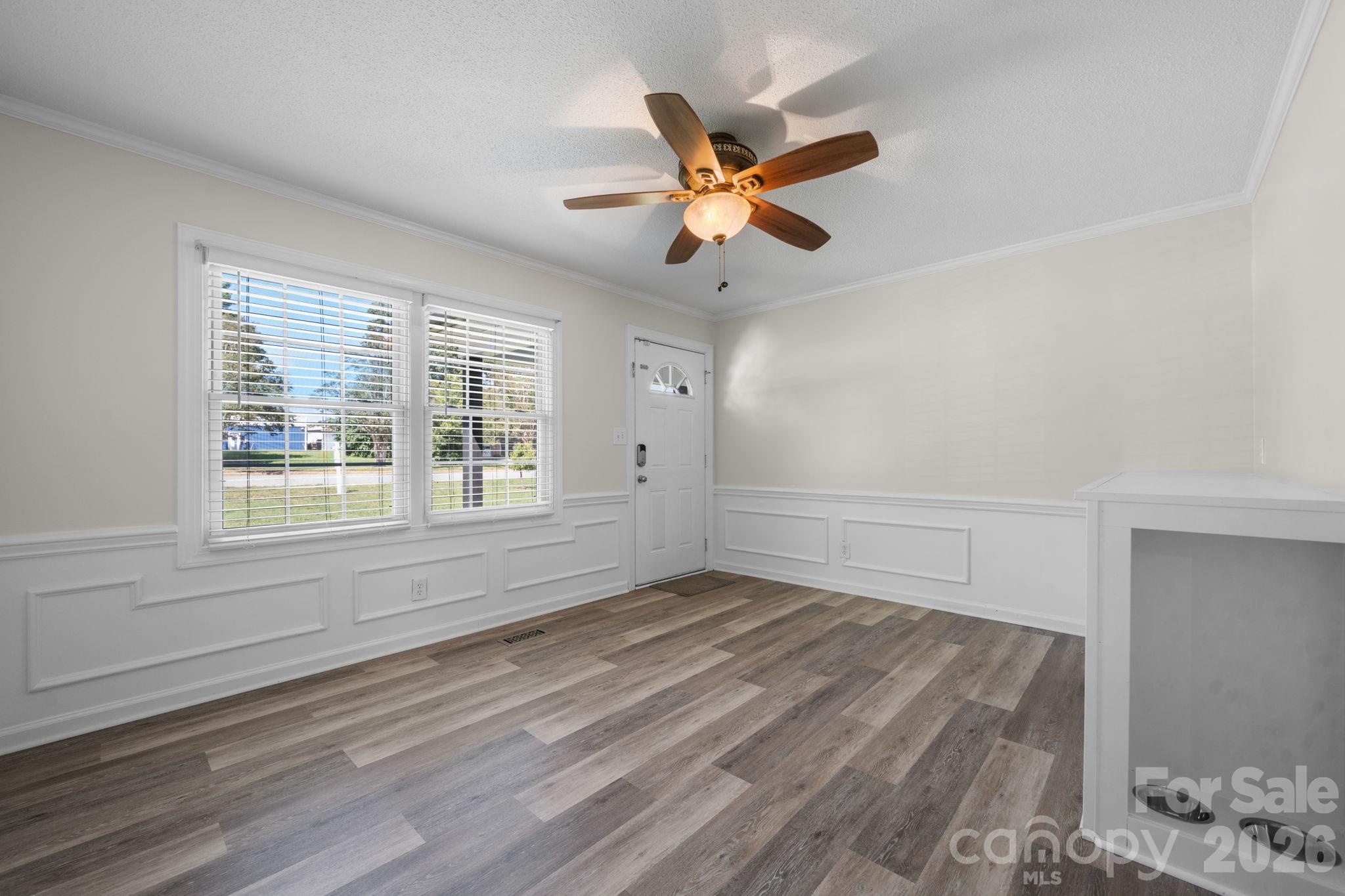 5795 Valley Field Road Southeast Hickory, NC 28602 - Photo 7 of 48 Gallery Image 7
