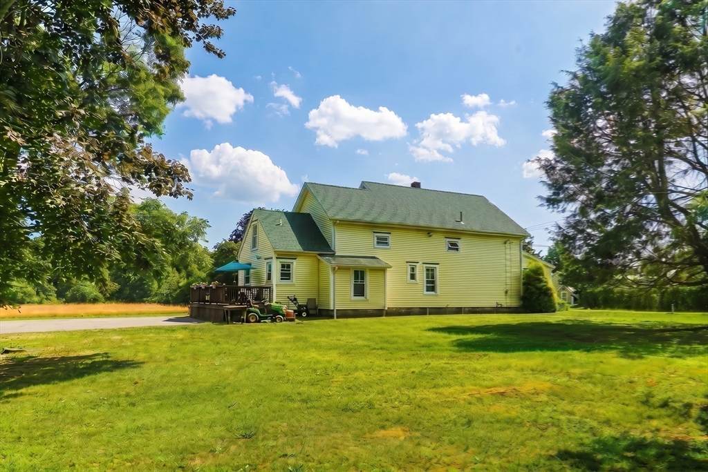 1236 Main Street Acushnet, MA 02743 - Photo 31 of 36