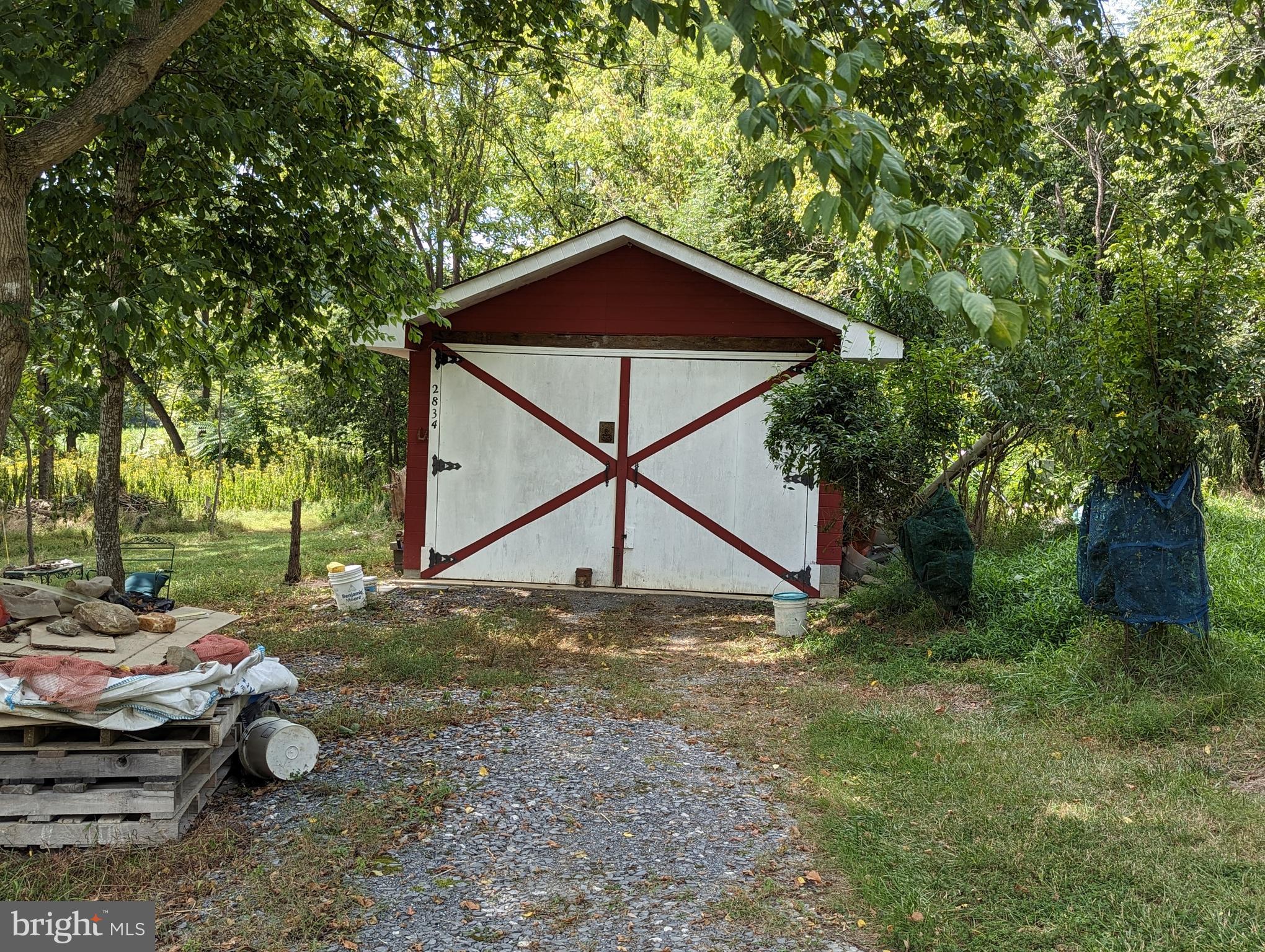 2834 East Boss Arnold Road Jefferson, MD 21755 - Photo 29 of 51 Shed