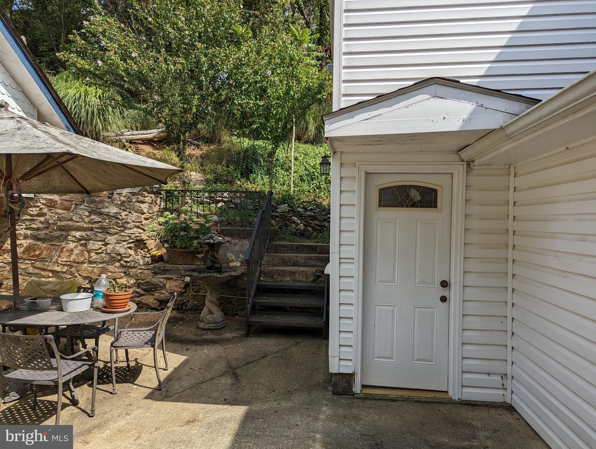 2834 East Boss Arnold Road Jefferson, MD 21755 - Photo 32 of 51 Courtyard