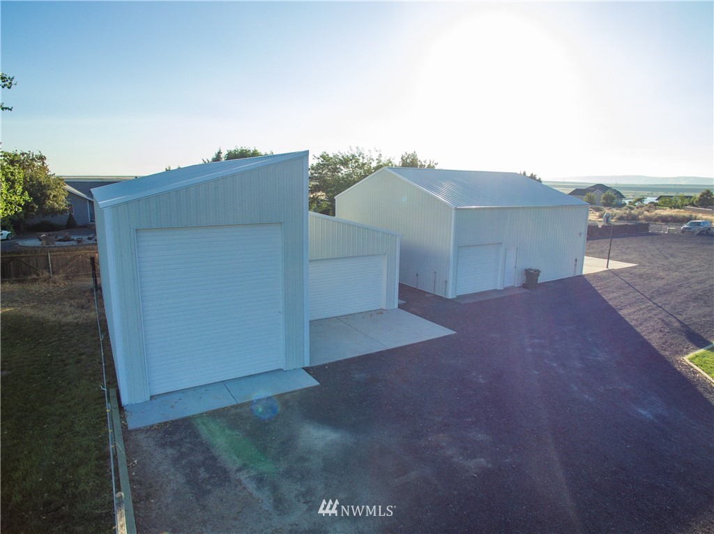 9671 Stonecrest Road Northeast Moses Lake, WA 98837 - Photo 6 of 24 Gallery Image 6