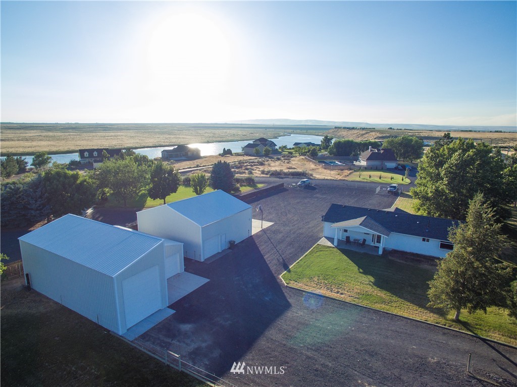 9671 Stonecrest Road Northeast Moses Lake, WA 98837 - Photo 7 of 24 Gallery Image 7