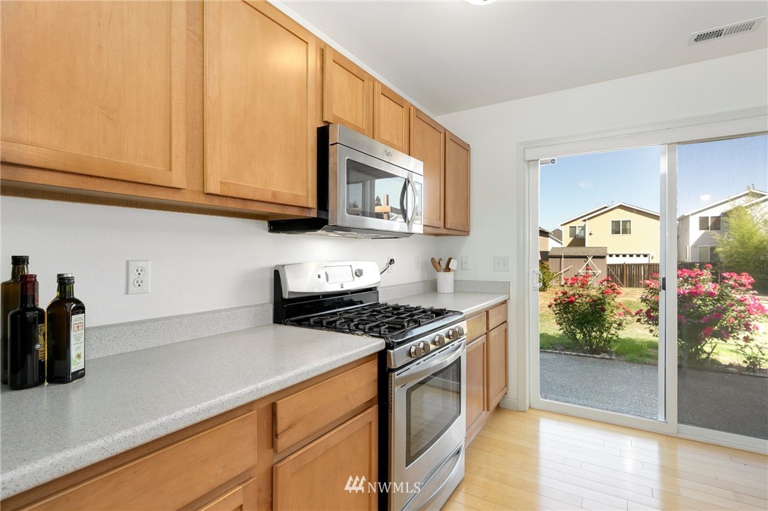 3825 154th Place Southeast Bothell, WA 98012 - Photo 11 of 25
