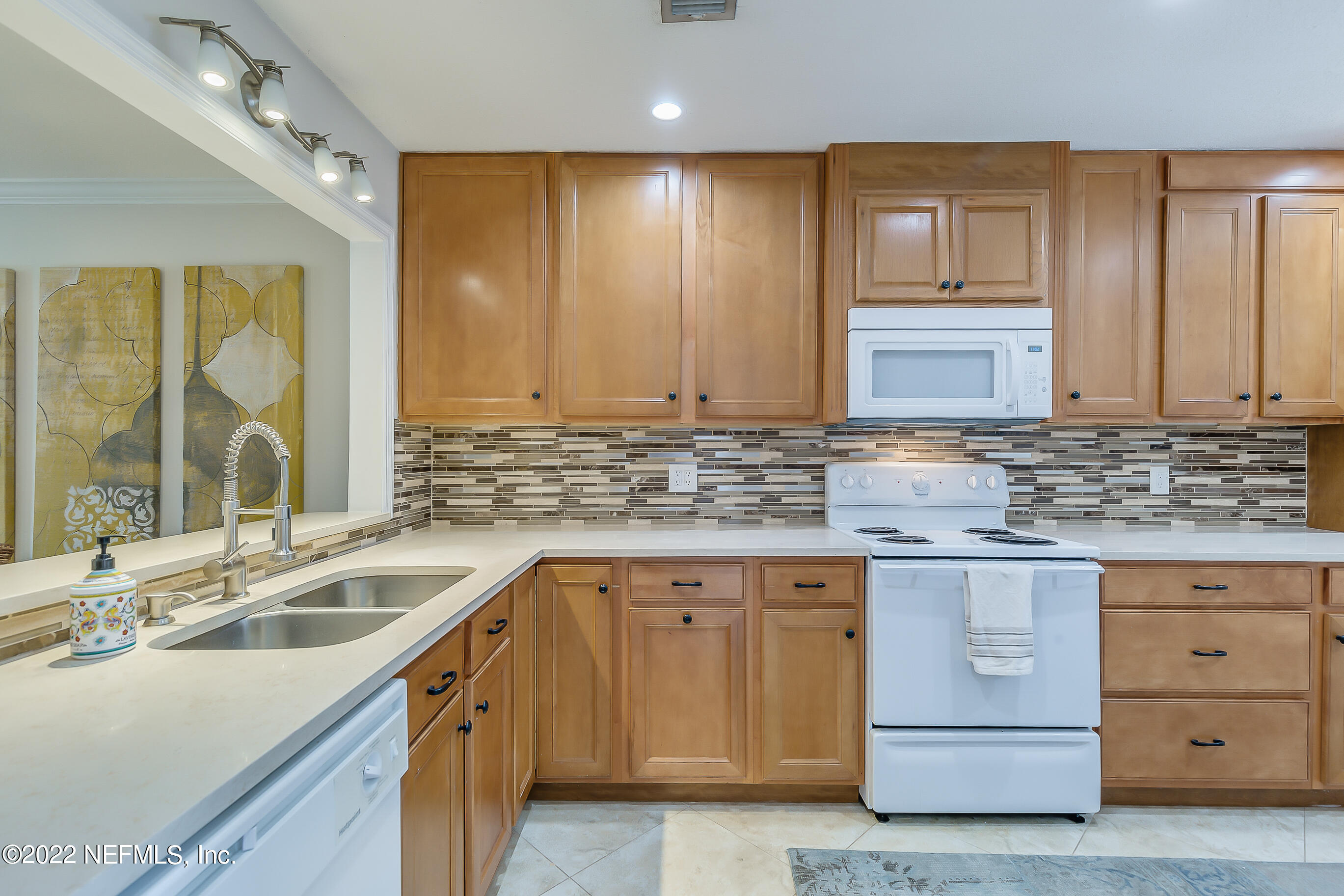 3801 Crown Point Road, Unit 2135 Jacksonville, FL 32257 - Photo 5 of 35 904RealEstatePhotography.com-10