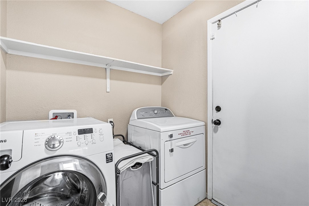 6374 Horizon Ridge Las Vegas, NV 89156 - Photo 19 of 39 Laundry Room