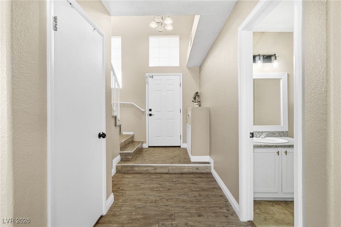 6374 Horizon Ridge Las Vegas, NV 89156 - Photo 7 of 39