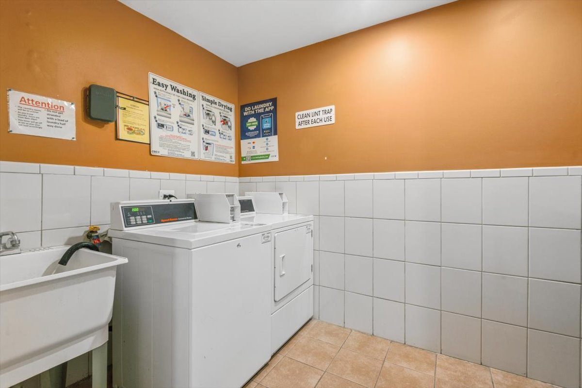 8232 Niles Center Road, Unit 214 Skokie, IL 60077 - Photo 19 of 20