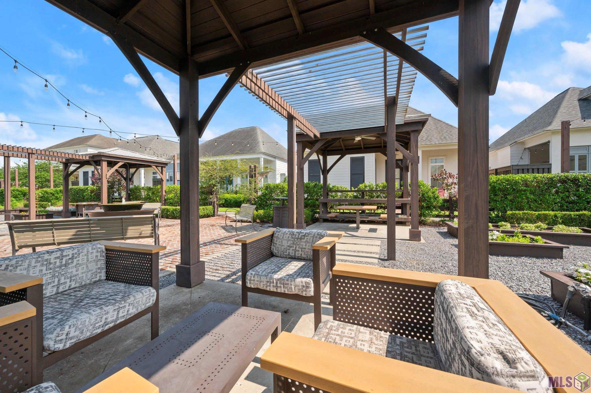 10715 Turning Leaf Drive Baton Rouge, LA 70810 - Photo 42 of 45