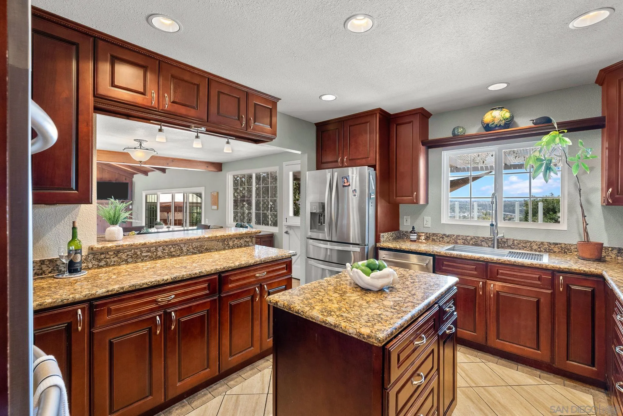 5492 Redding Road San Diego, CA 92115 - Photo 18 of 74