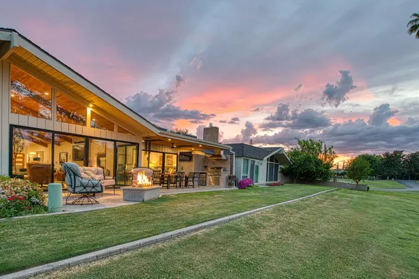 $925,000 | 7560 North Charles Avenue, Unit B, Fresno, CA 93711