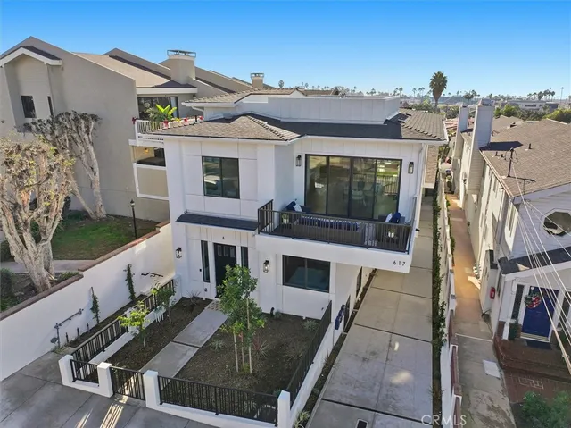 $3,199,000 | 617 North Irena Avenue, Unit C, Redondo Beach, CA 90277