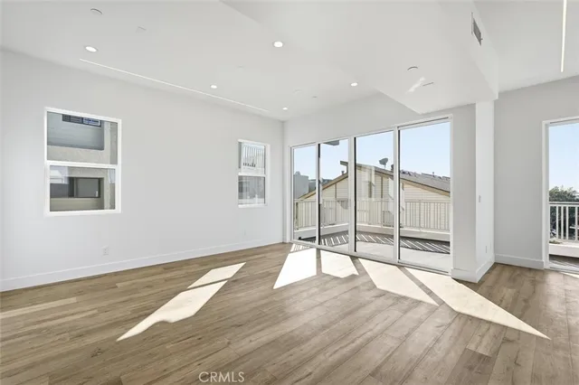 $3,199,000 | 617 North Irena Avenue, Unit C, Redondo Beach, CA 90277