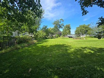 $69,900 | 26432 Willow Avenue, Mundelein, IL 60060