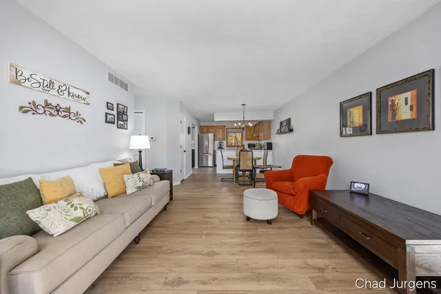 $275,000 | 2885 Hidden View Drive Southeast, Caledonia, MI 49316