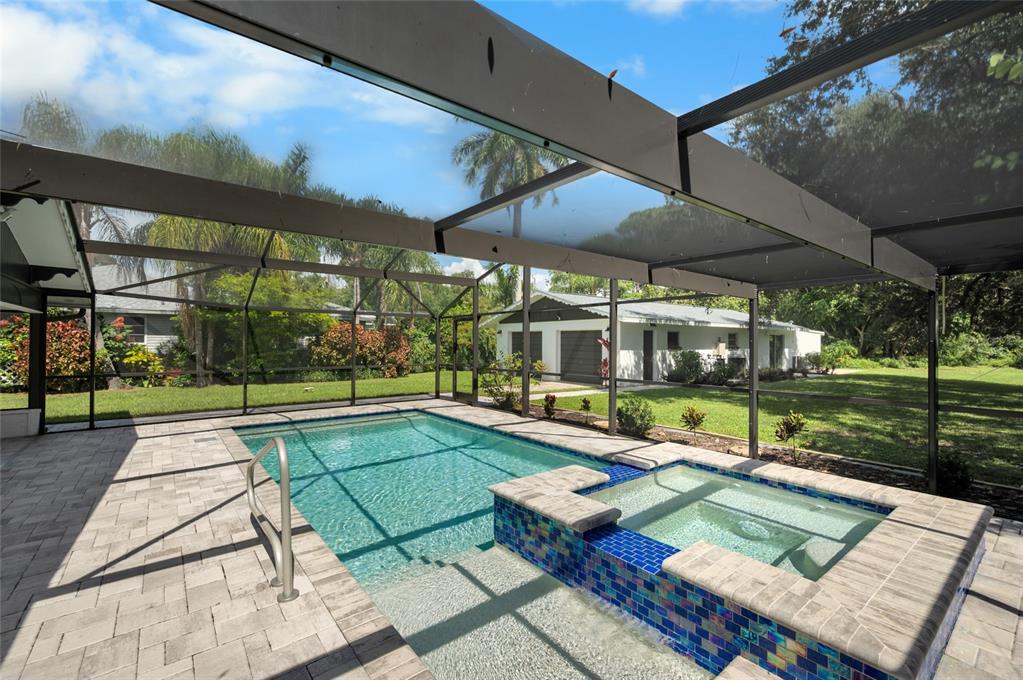 2111 Heasley Road Englewood, FL 34223 - Photo 4 of 63 Gallery Image 4