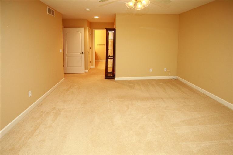 186 Round Hill Road, Unit 14 Kalamazoo, MI 49009 - Photo 11 of 19 Additional Photo