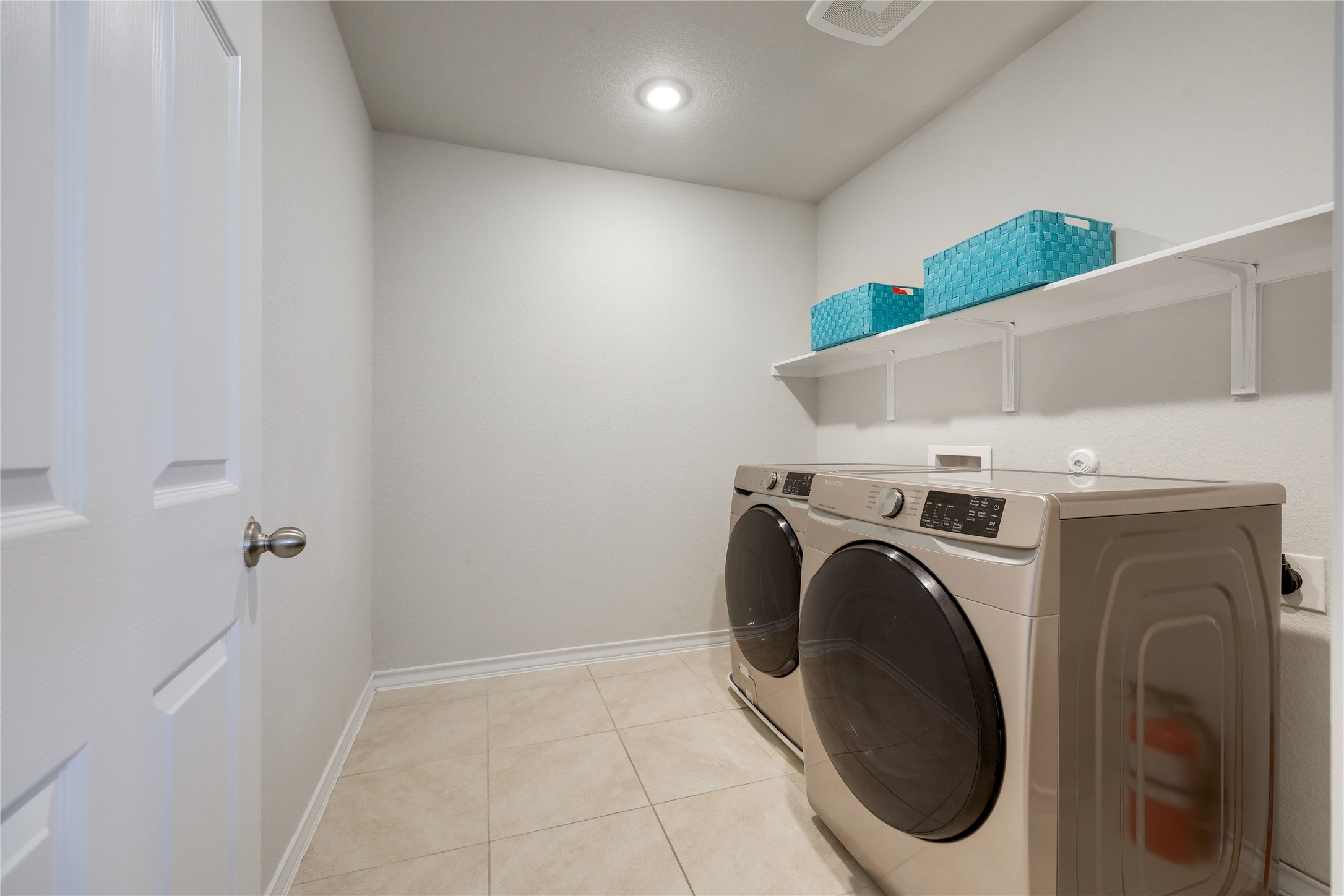 7404 Albany Drive Austin, TX 78754 - Photo 31 of 40 The in home laundry room.
