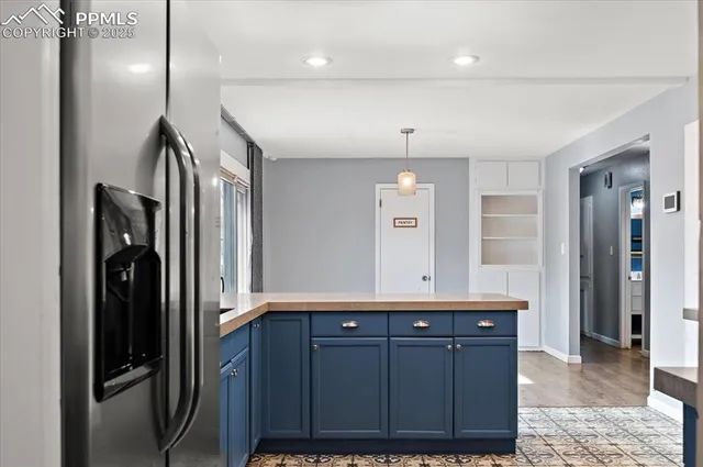 $390,000 | 817 Grand Boulevard, Colorado Springs, CO 80911