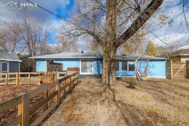 $390,000 | 817 Grand Boulevard, Colorado Springs, CO 80911