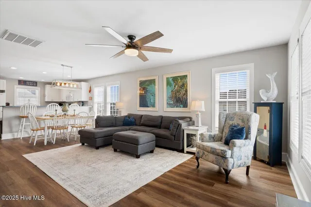 $1,029,000 | 436 Ocean Boulevard West, Holden Beach, NC 28462