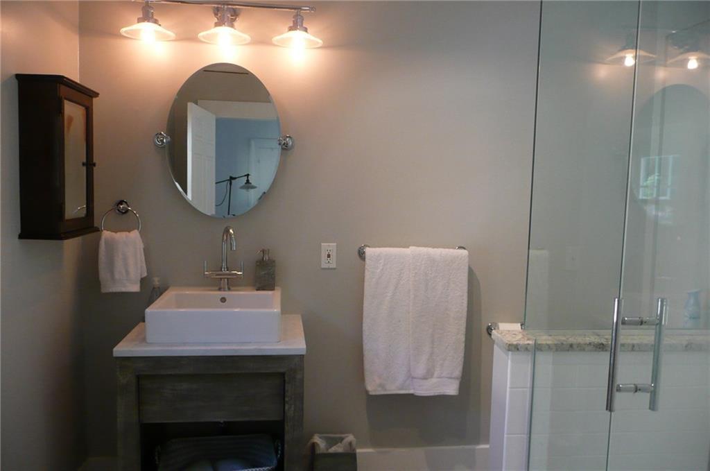3 Brook Road Falmouth, ME 04105 - Photo 24 of 35 Frameless shower enclosure