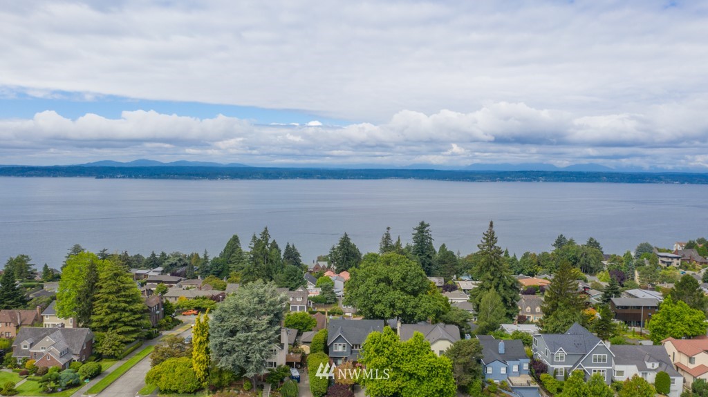 3011 West Viewmont Way West Seattle, WA 98199 - Photo 28 of 28 a view of a lake