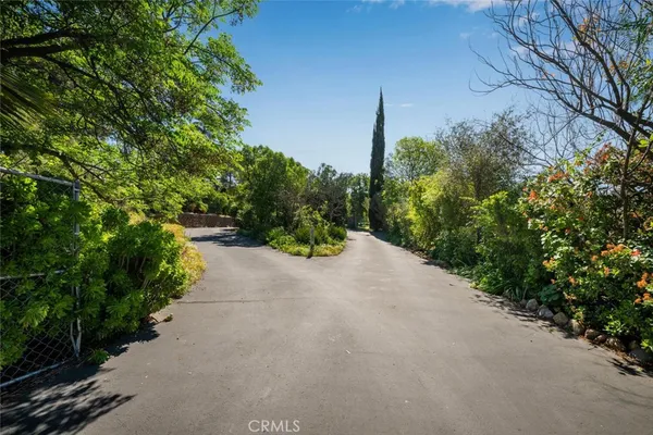 $859,900 | 220 D Street, Ramona, CA 92065