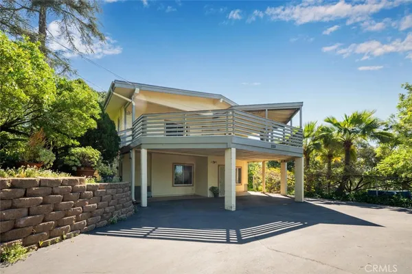 $859,900 | 220 D Street, Ramona, CA 92065