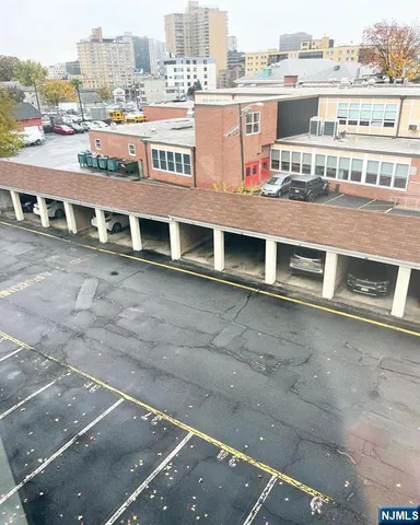 $2,550 | 2205 North Central Road, Unit 3D, Fort Lee, NJ 07024