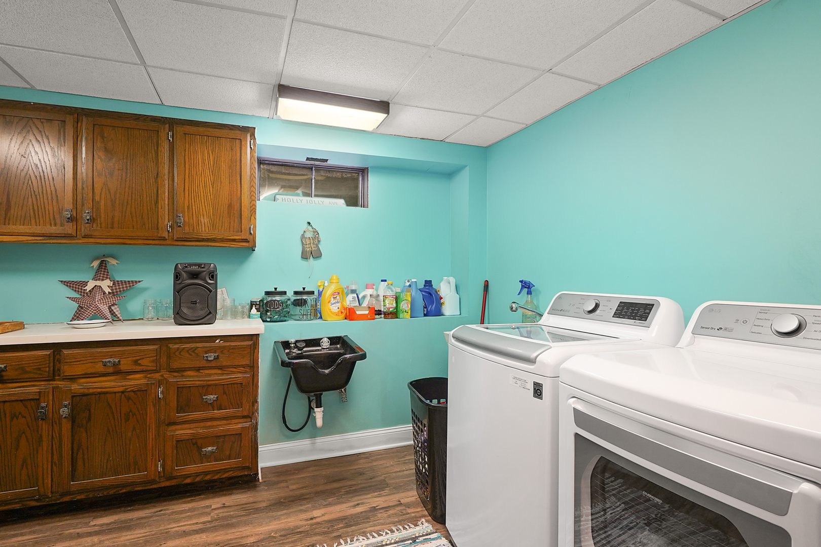 1014 Southgate Road New Lenox, IL 60451 - Photo 14 of 18 a utility room with dryer and washer