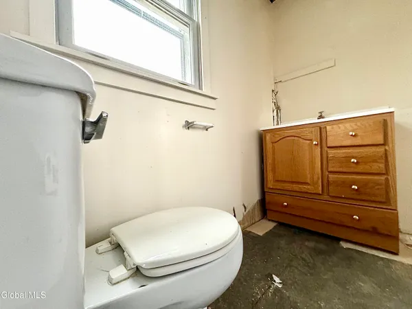 $79,840 | 854 Millers Corners Road, Florida, NY 12053