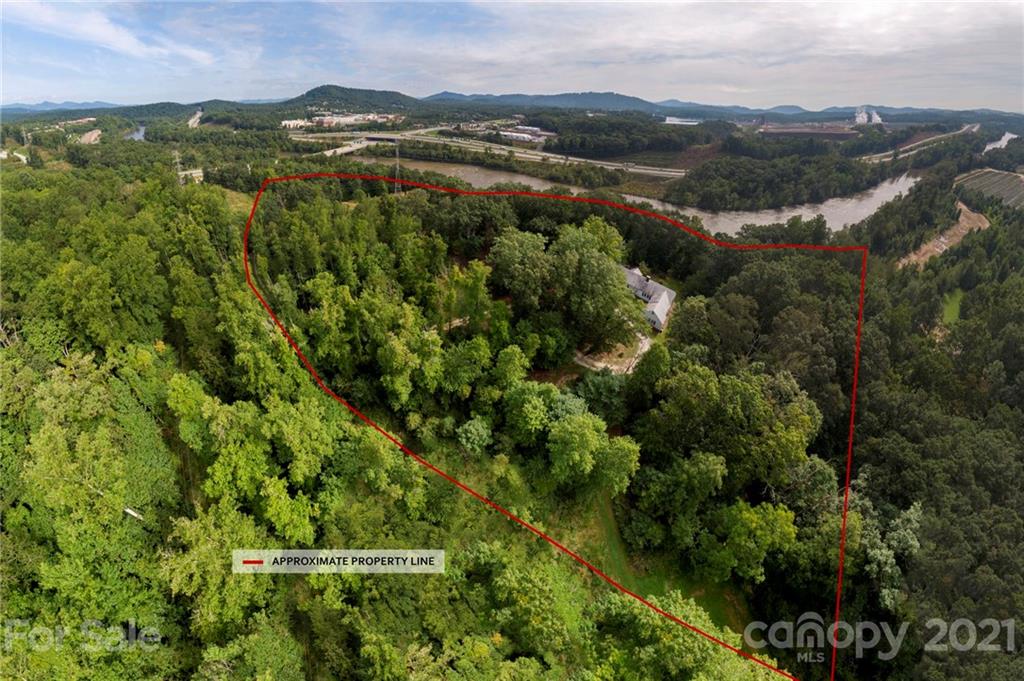 17 Ledbetter Road Arden, NC 28704 - Photo 1 of 13 Gallery Image 1
