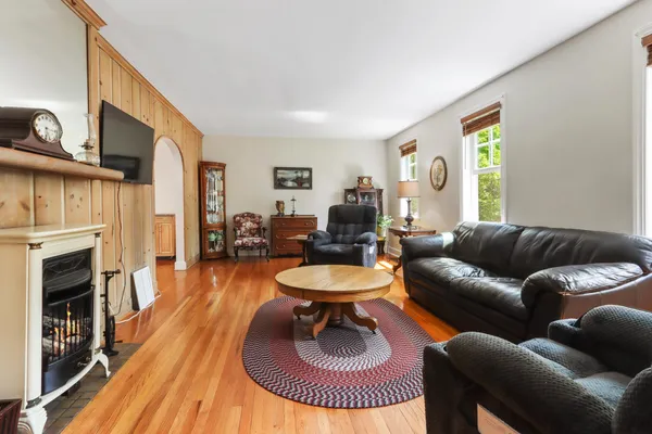 $400,000 | 1133 Racine Street, Delavan, WI 53115