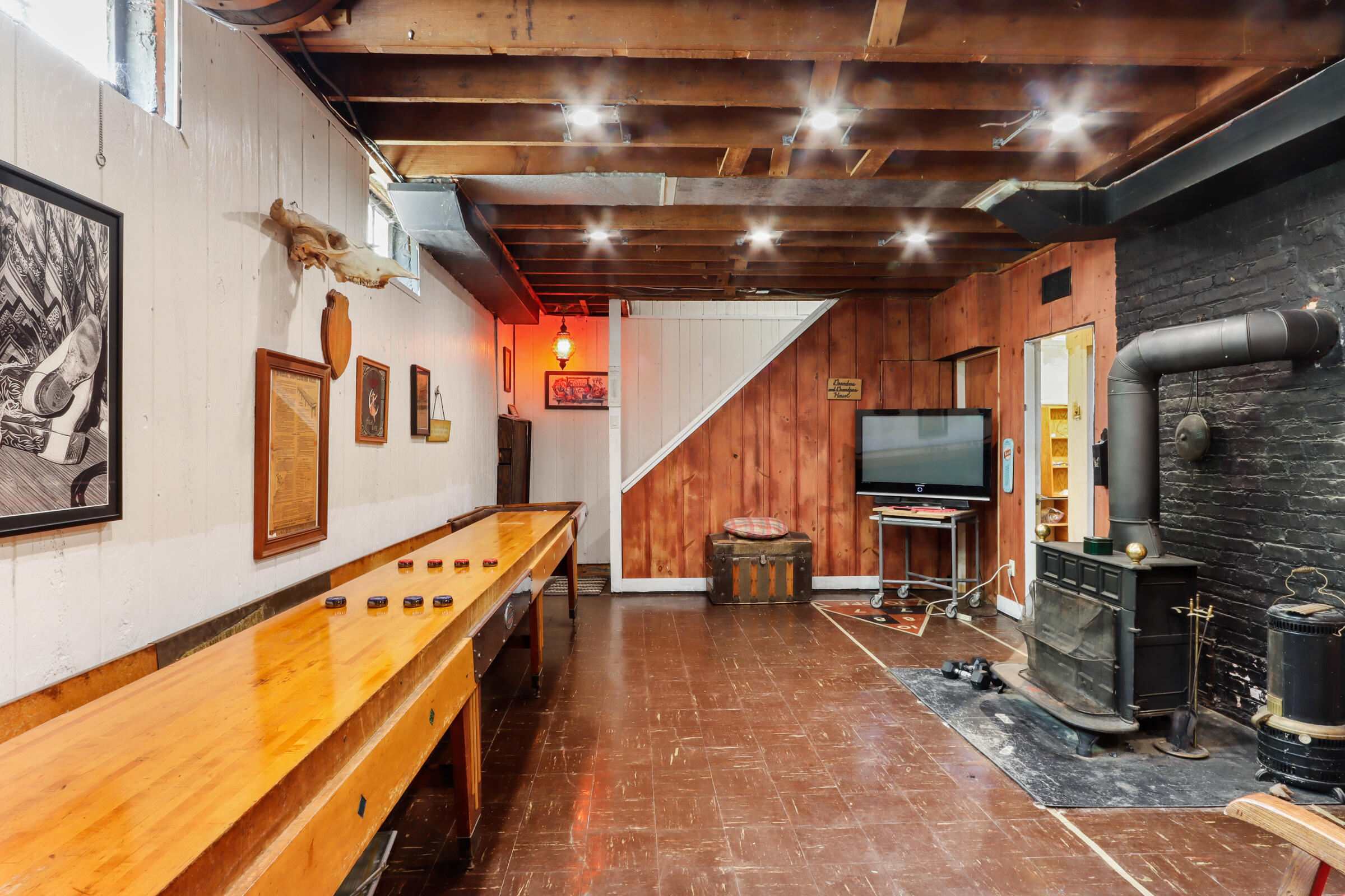 1133 Racine Street Delavan, WI 53115 - Photo 21 of 32 Basement Lounge 2