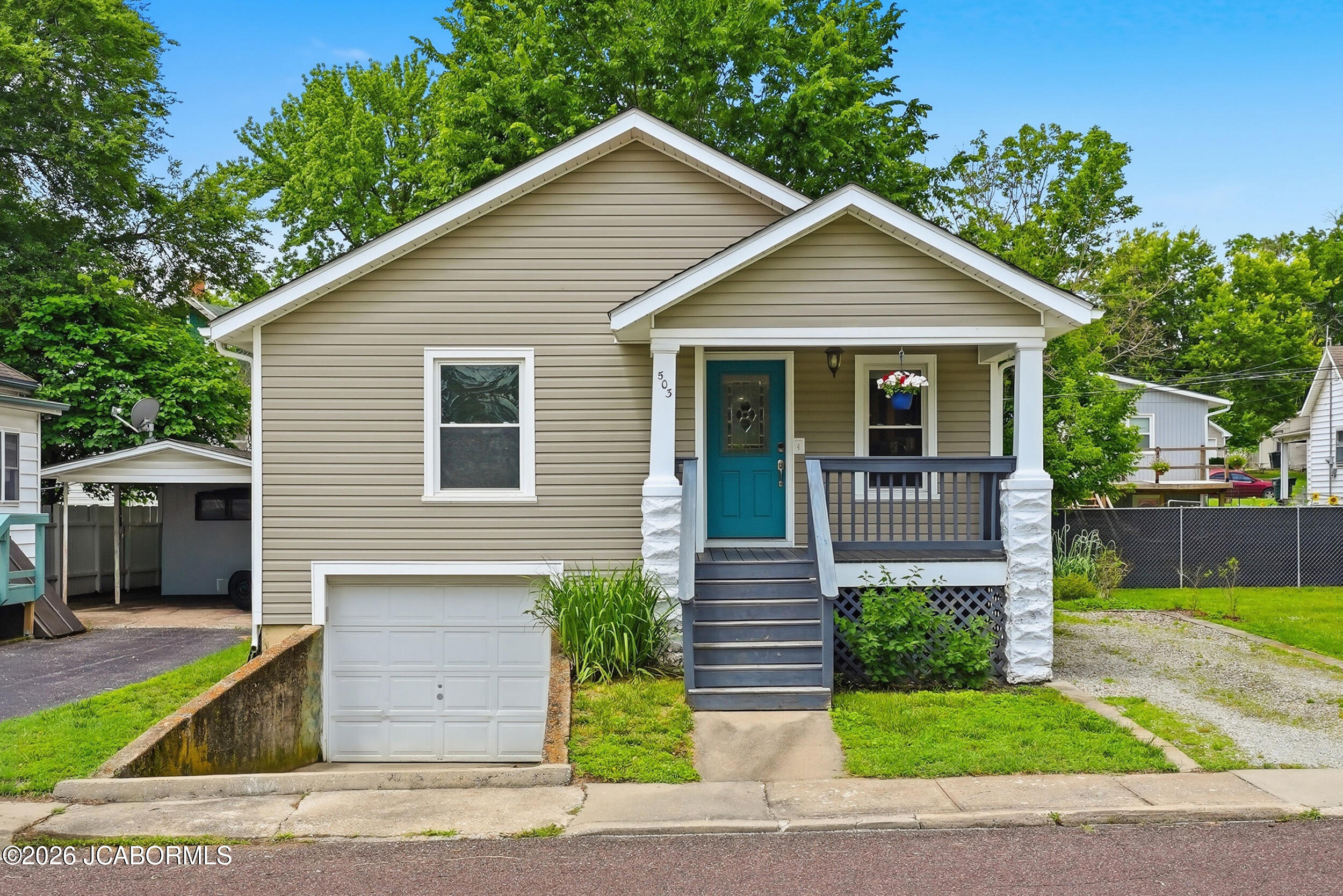 503 Vine Street Fulton, MO 65251 - Photo 2 of 44