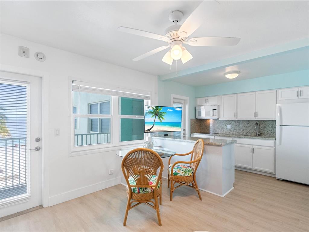 2600 North Surf Road, Unit 302 Hollywood, FL 33019 - Photo 12 of 35