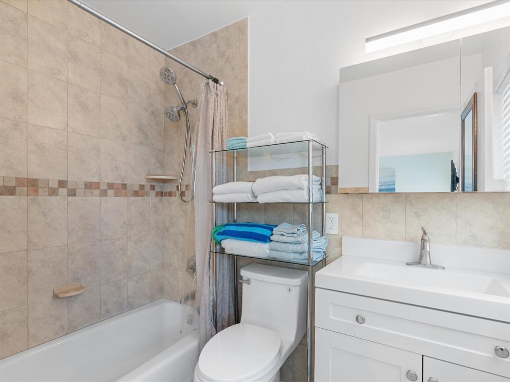 2600 North Surf Road, Unit 302 Hollywood, FL 33019 - Photo 18 of 35