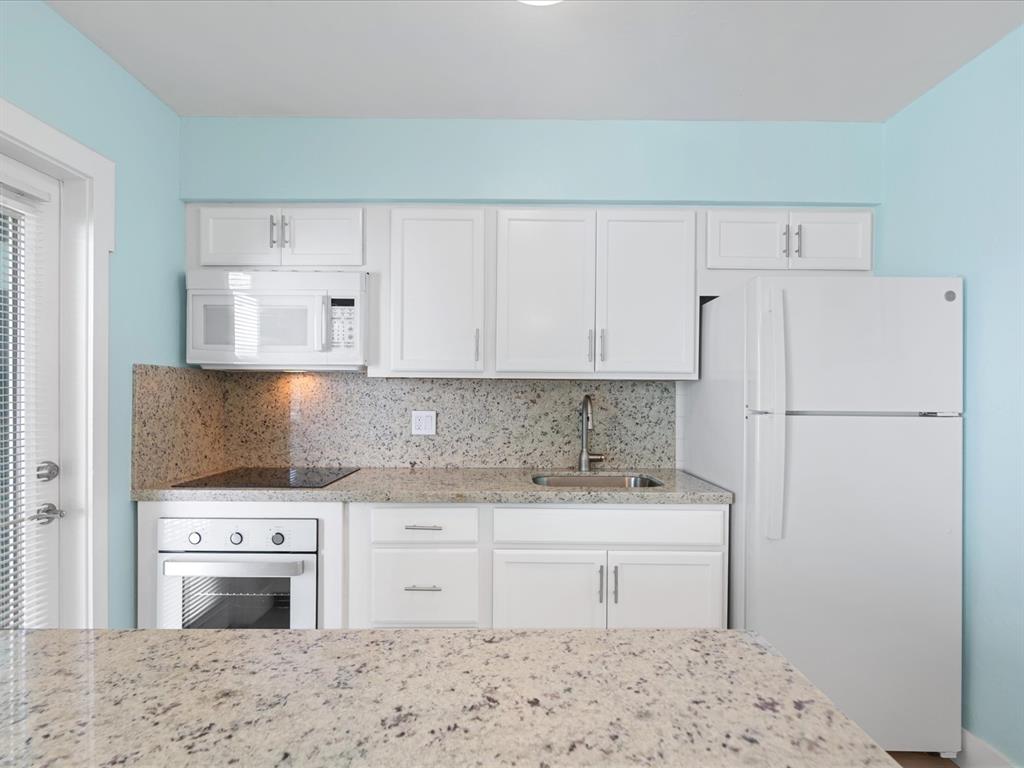 2600 North Surf Road, Unit 302 Hollywood, FL 33019 - Photo 10 of 35