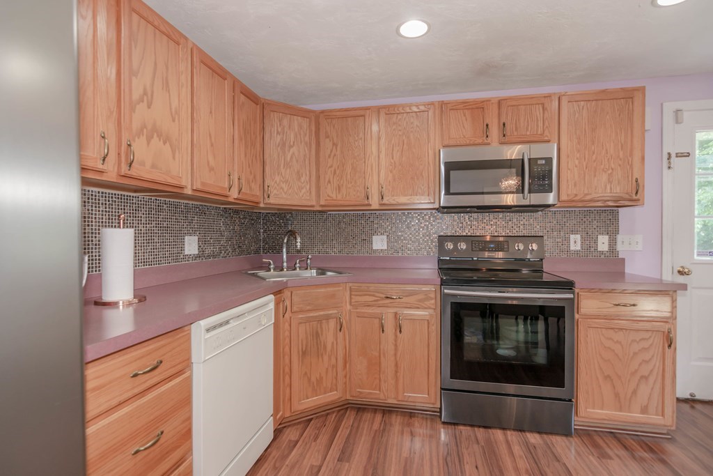 55 Nevins Road, Unit 55 Methuen, MA 01844 - Photo 6 of 15 Gallery Image 6