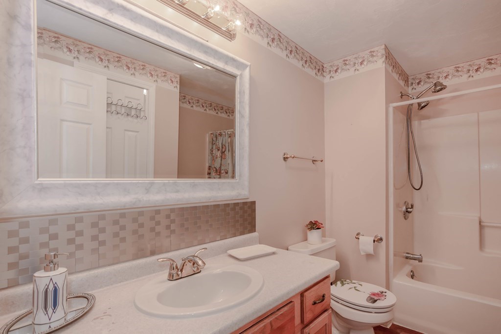 55 Nevins Road, Unit 55 Methuen, MA 01844 - Photo 9 of 15 Gallery Image 9