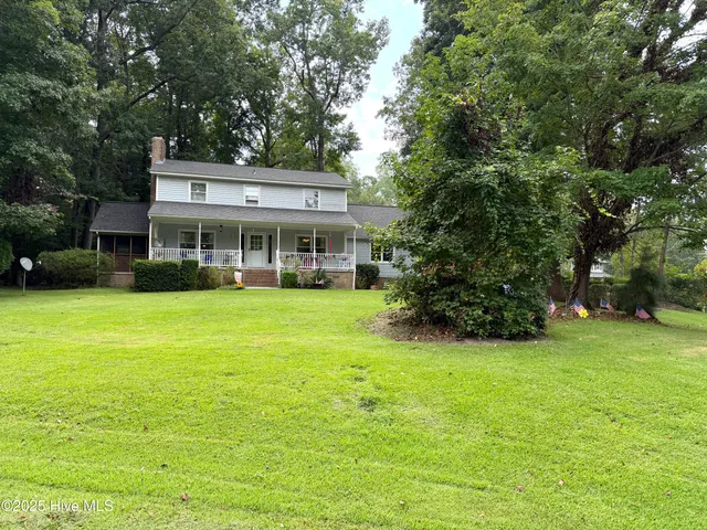 $383,500 | 101 Hughes Lane, New Bern, NC 28560