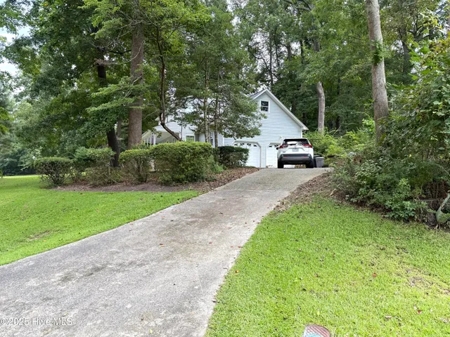 $383,500 | 101 Hughes Lane, New Bern, NC 28560