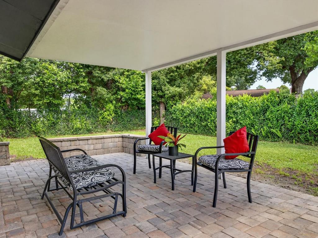 2803 Banchory Road Winter Park, FL 32792 - Photo 22 of 31 a view of an outdoor sitting area