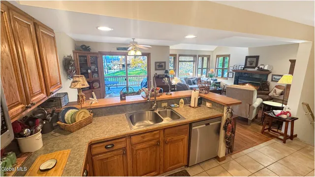 $595,000 | 10 C Hummingbird Circle, Horicon, NY 12808