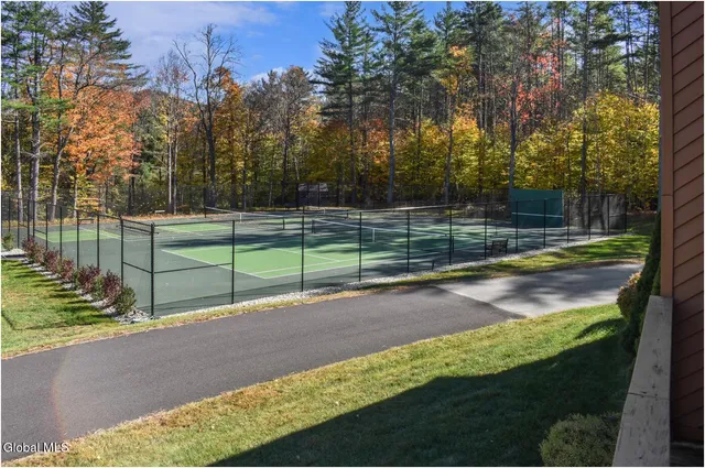 $595,000 | 10 C Hummingbird Circle, Horicon, NY 12808