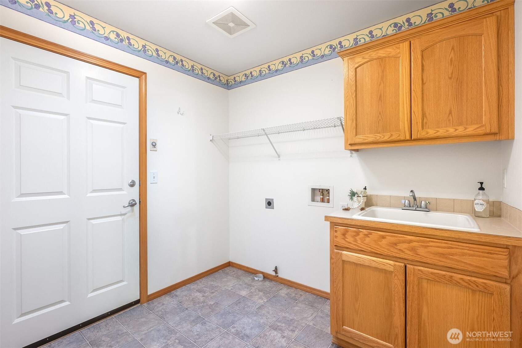 500 North Laventure Road Mount Vernon, WA 98273 - Photo 17 of 26